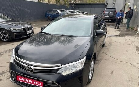 Toyota Camry, 2017 год, 2 100 000 рублей, 1 фотография