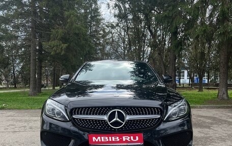 Mercedes-Benz C-Класс, 2015 год, 2 350 000 рублей, 1 фотография