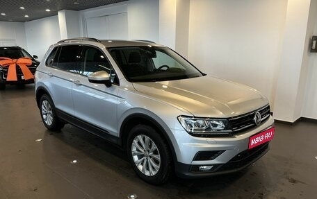 Volkswagen Tiguan II, 2019 год, 2 847 000 рублей, 1 фотография