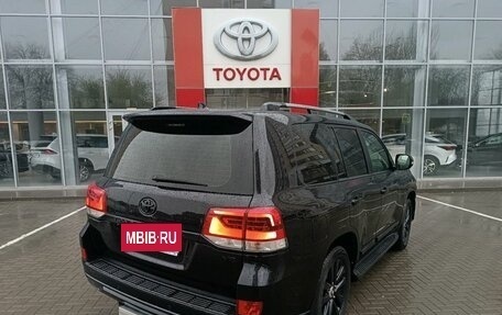 Toyota Land Cruiser 200, 2017 год, 6 800 000 рублей, 5 фотография