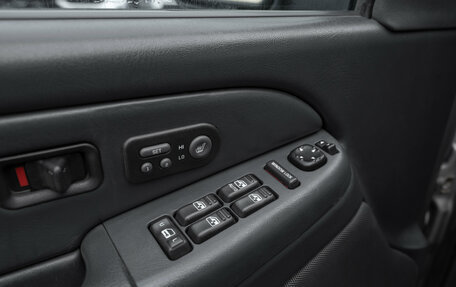 Chevrolet Avalanche I, 2002 год, 1 145 000 рублей, 14 фотография