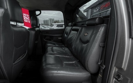 Chevrolet Avalanche I, 2002 год, 1 145 000 рублей, 12 фотография