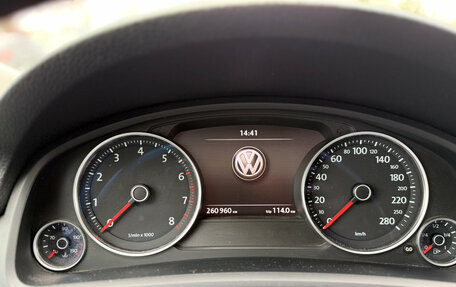 Volkswagen Touareg III, 2012 год, 1 650 000 рублей, 11 фотография