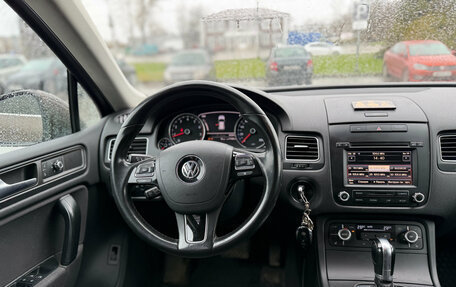 Volkswagen Touareg III, 2012 год, 1 650 000 рублей, 10 фотография