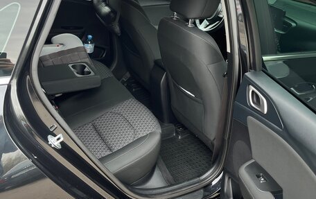 KIA cee'd III, 2019 год, 1 800 000 рублей, 8 фотография