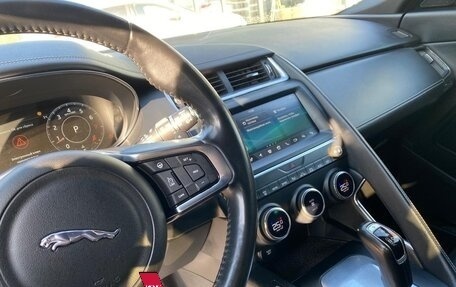 Jaguar E-Pace, 2018 год, 2 980 000 рублей, 9 фотография