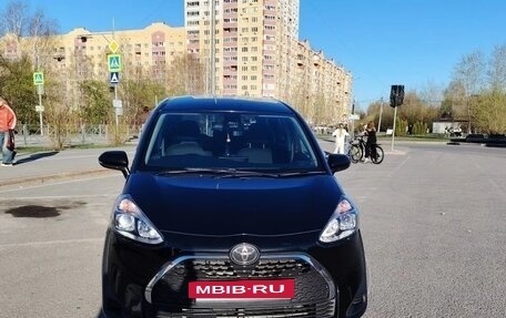 Toyota Sienta II, 2020 год, 1 450 000 рублей, 3 фотография