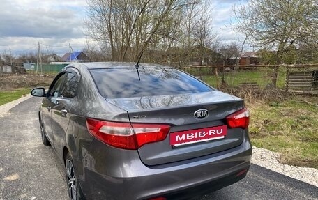 KIA Rio III рестайлинг, 2013 год, 800 000 рублей, 3 фотография