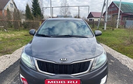 KIA Rio III рестайлинг, 2013 год, 800 000 рублей, 2 фотография