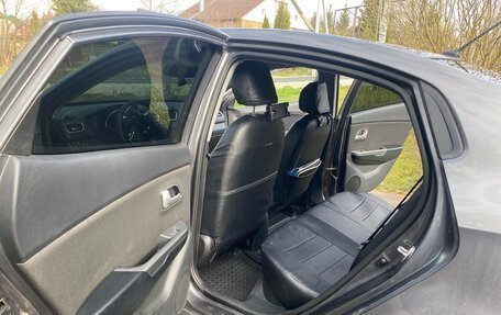 KIA Rio III рестайлинг, 2013 год, 800 000 рублей, 9 фотография