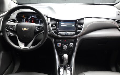 Chevrolet Trax, 2022 год, 1 472 000 рублей, 6 фотография