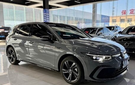 Volkswagen Golf VIII, 2022 год, 2 094 000 рублей, 3 фотография