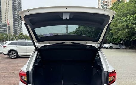 Skoda Karoq I, 2022 год, 2 117 000 рублей, 18 фотография