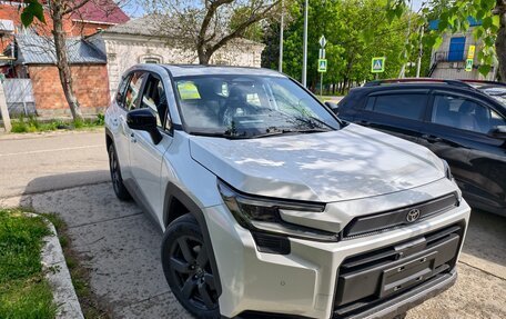 Toyota RAV4, 2025 год, 4 600 000 рублей, 2 фотография