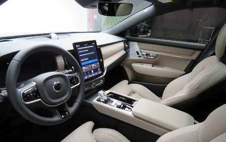 Volvo S90 II рестайлинг, 2025 год, 6 100 000 рублей, 10 фотография