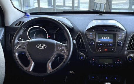 Hyundai ix35 I рестайлинг, 2014 год, 1 300 000 рублей, 10 фотография