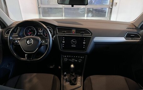 Volkswagen Tiguan II, 2019 год, 2 847 000 рублей, 9 фотография