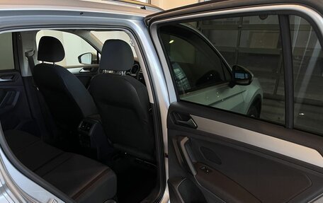 Volkswagen Tiguan II, 2019 год, 2 847 000 рублей, 26 фотография
