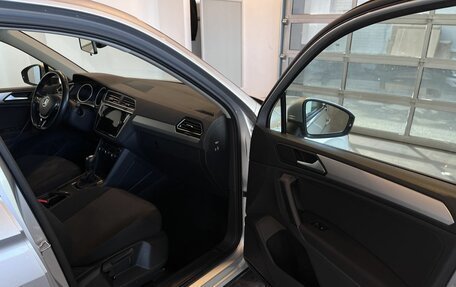 Volkswagen Tiguan II, 2019 год, 2 847 000 рублей, 27 фотография