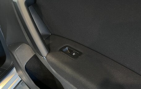 Volkswagen Tiguan II, 2019 год, 2 847 000 рублей, 28 фотография