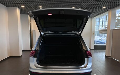 Volkswagen Tiguan II, 2019 год, 2 847 000 рублей, 38 фотография