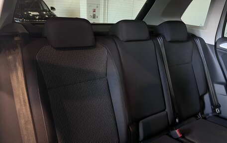 Volkswagen Tiguan II, 2019 год, 2 847 000 рублей, 37 фотография