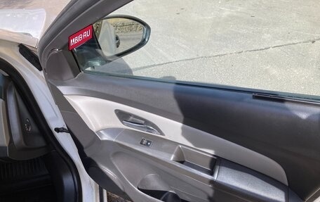 Chevrolet Cruze II, 2012 год, 24 фотография