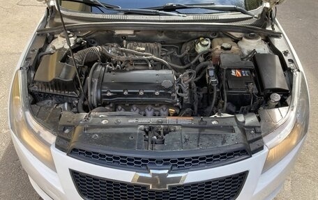 Chevrolet Cruze II, 2012 год, 33 фотография