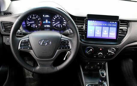 Hyundai Solaris II рестайлинг, 2021 год, 1 380 000 рублей, 8 фотография