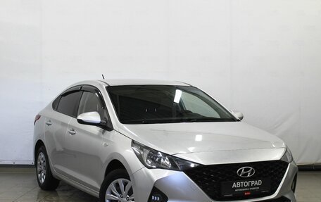 Hyundai Solaris II рестайлинг, 2021 год, 1 380 000 рублей, 3 фотография