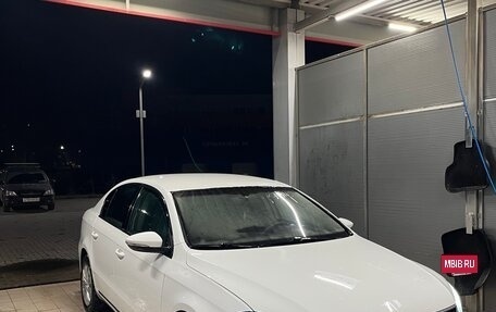 Volkswagen Passat B7, 2012 год, 649 999 рублей, 4 фотография