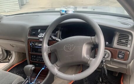 Toyota Chaser VI, 2001 год, 790 000 рублей, 11 фотография