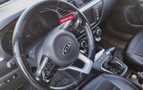 KIA Rio IV, 2018 год, 1 400 000 рублей, 6 фотография