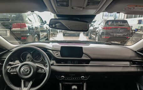 Mazda 6, 2019 год, 2 850 000 рублей, 18 фотография