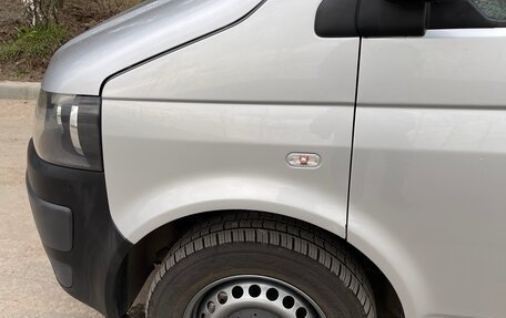 Volkswagen Caravelle T5, 2014 год, 2 300 000 рублей, 4 фотография