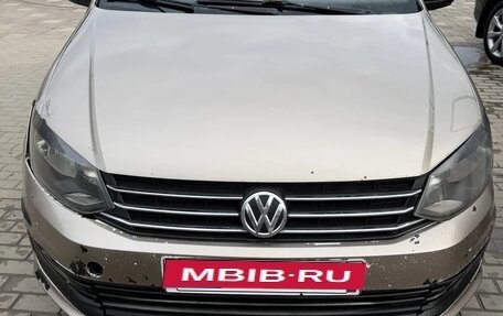 Volkswagen Polo VI (EU Market), 2015 год, 350 000 рублей, 1 фотография