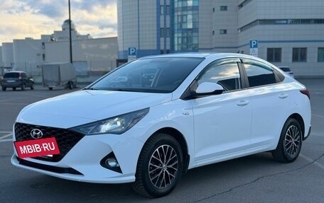 Hyundai Solaris II рестайлинг, 2021 год, 1 450 000 рублей, 3 фотография