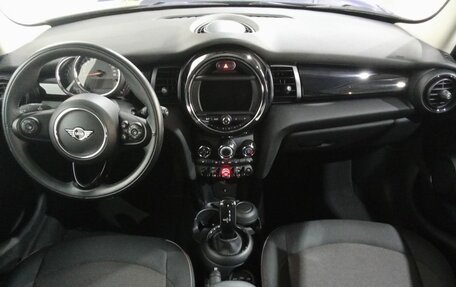 MINI Hatch, 2020 год, 2 495 000 рублей, 11 фотография