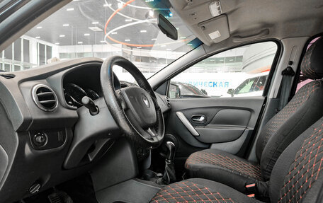 Renault Logan II, 2016 год, 599 000 рублей, 20 фотография