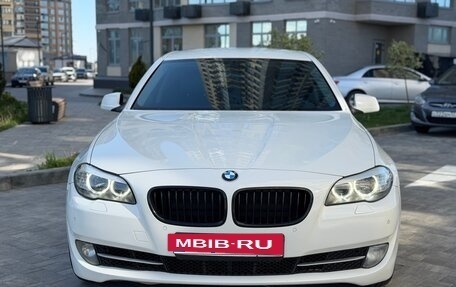 BMW 5 серия, 2012 год, 1 590 000 рублей, 2 фотография