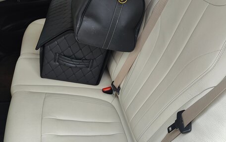 BMW X5, 2017 год, 2 400 000 рублей, 11 фотография