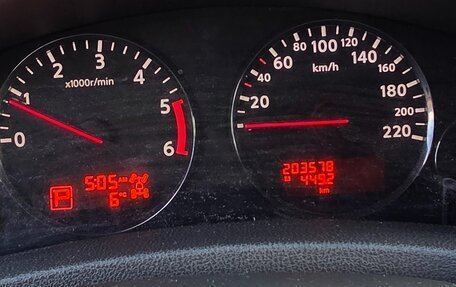 Nissan Pathfinder, 2011 год, 1 750 000 рублей, 10 фотография