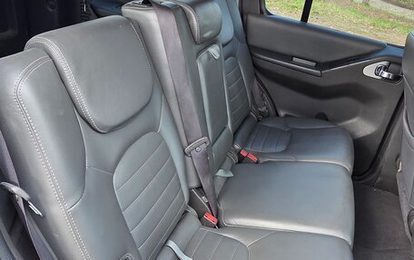 Nissan Pathfinder, 2011 год, 1 750 000 рублей, 12 фотография
