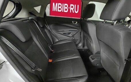 Ford Fiesta, 2016 год, 955 000 рублей, 16 фотография