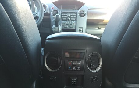 Honda Pilot III рестайлинг, 2013 год, 1 540 000 рублей, 12 фотография