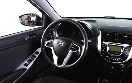 Hyundai Solaris II рестайлинг, 2013 год, 799 000 рублей, 13 фотография