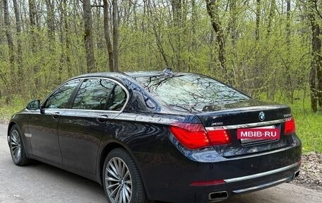 BMW 7 серия, 2015 год, 3 200 000 рублей, 3 фотография