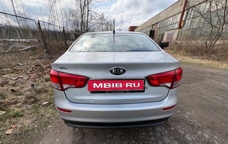KIA Rio III рестайлинг, 2015 год, 810 000 рублей, 3 фотография
