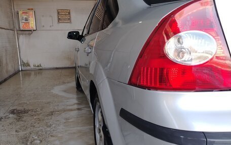 Ford Focus II рестайлинг, 2006 год, 527 000 рублей, 3 фотография
