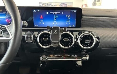 Mercedes-Benz A-Класс, 2023 год, 2 090 000 рублей, 9 фотография